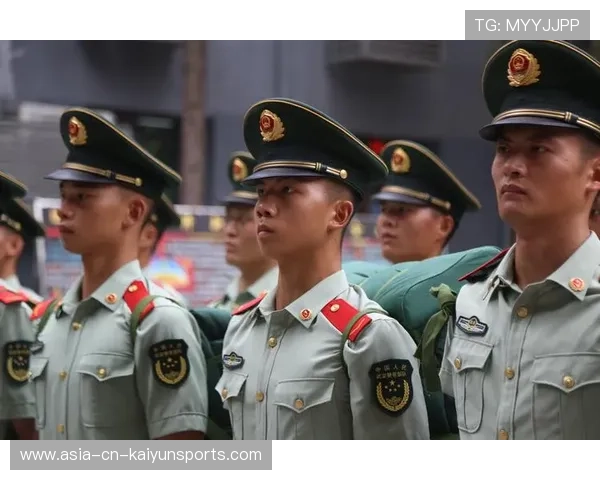 希克：新帅只说要稳，我们后防先行完成任务，希克什么意思